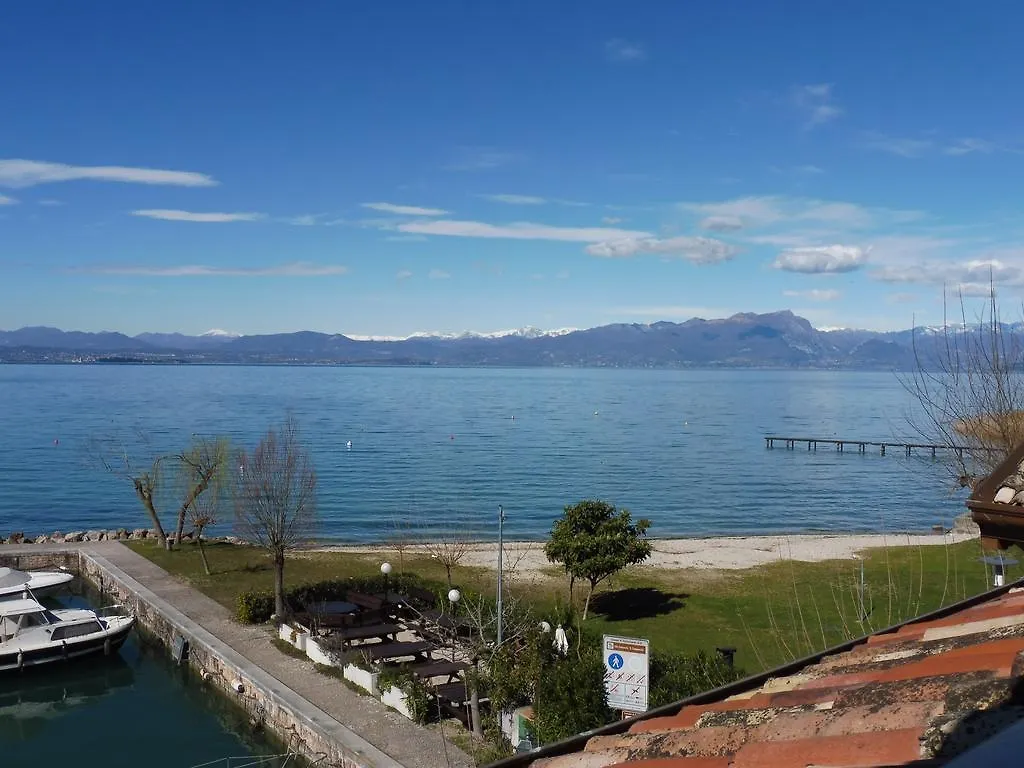 Affittacamere Porticciolo Castelnuovo del Garda 0*,